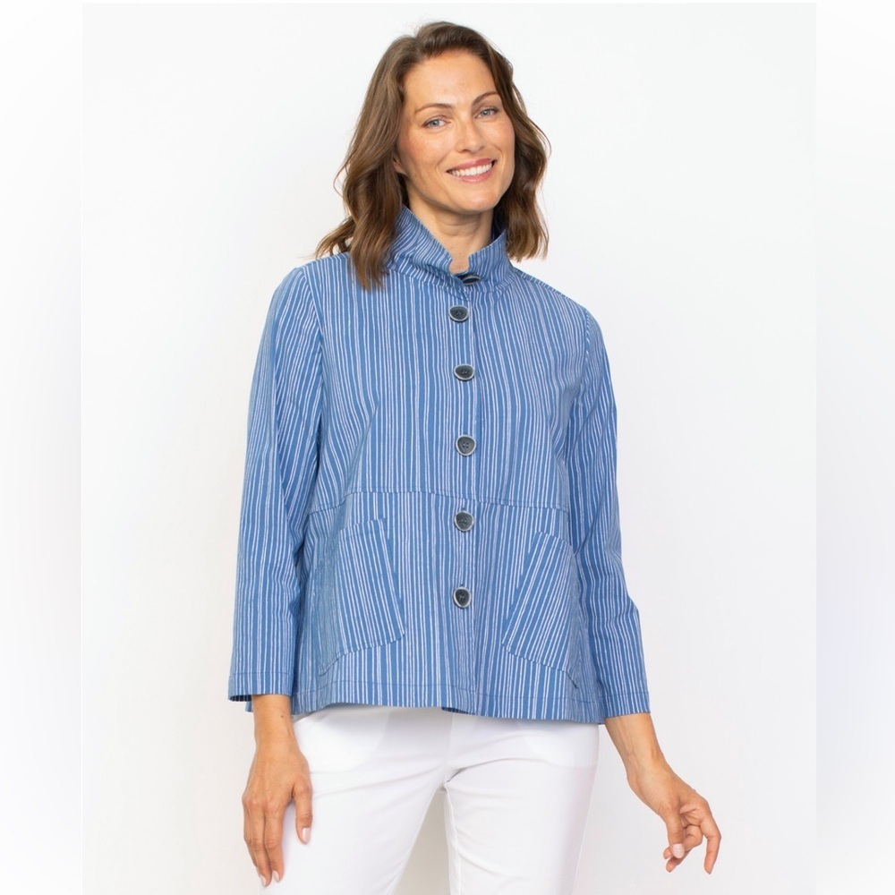 New HABITAT CLOTHES SZ lg Power Stretch Striped Swing Jacket